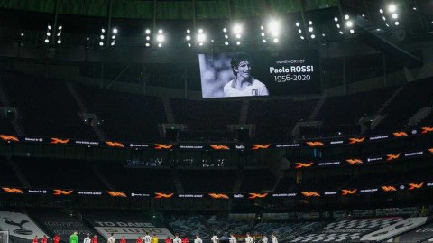 欧陆赛场星空黯淡，群雄以胜利缅怀“金童”罗西