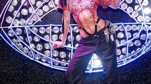 桑巴热浪里的璀璨瞬间：伊莎贝尔·歌勒与布鲁纳闪耀里约狂欢节