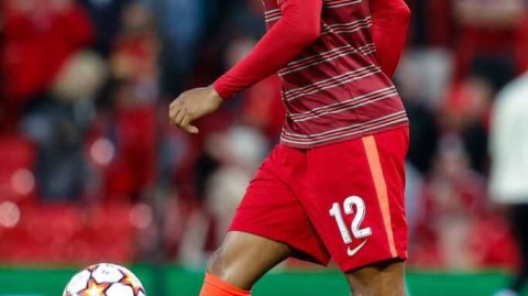 安菲尔德忠诚卫士戈麦斯续写红军长歌