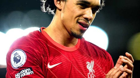 红军逆转喜鹊 安菲尔德之夜见证纪录与争议