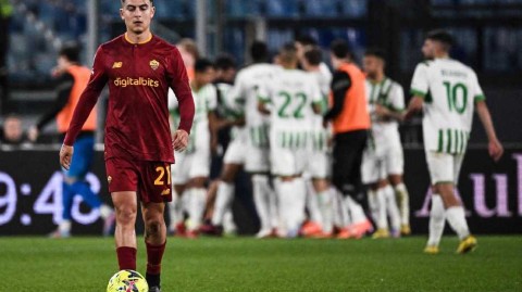 意甲红狼悲壮一役 十人激战七球盛宴