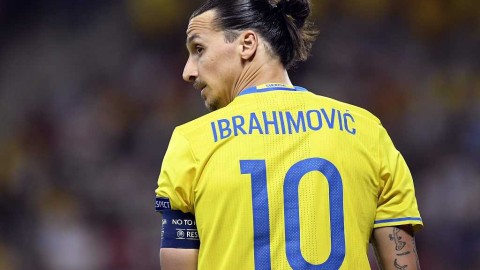 四十岁“上帝”重启国家队生涯，伊布携红黑烈焰重返瑞典军团