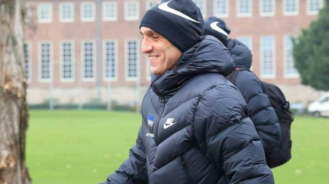 柏林赫塔冬日备战绿茵场蓄势待发迎劲敌