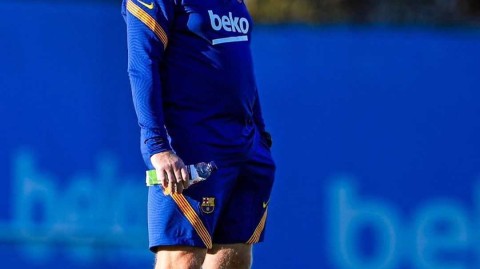 巴萨新纪元启航：科曼首训的汗水与梅西缺席的疑云