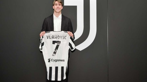 斑马军团新七号驾临！弗拉霍维奇签约尤文图斯开启新时代