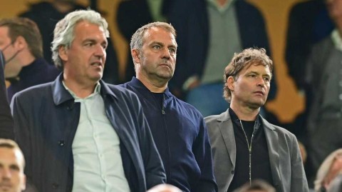 弗里克亲临国家德比，拜仁夺冠夜新帅看台勾勒德国队未来蓝图