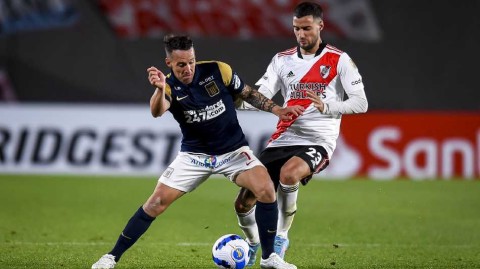 南美绿茵场史诗之战 河床八球狂澜席卷解放者杯