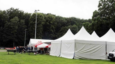 烤架旁的欢聚时光：记科隆俱乐部一场别开生面的烧烤团建