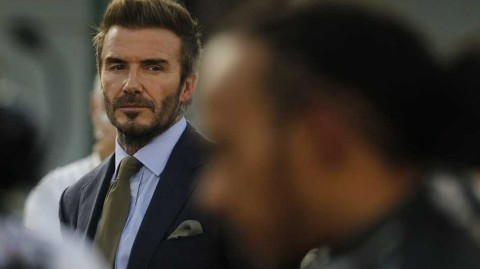 绿茵传奇闪耀罗塞尔：贝克汉姆与卡福聚首首届F1卡塔尔大奖赛