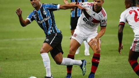 巴甲经典战：格雷米奥主场2比4惜败弗拉门戈