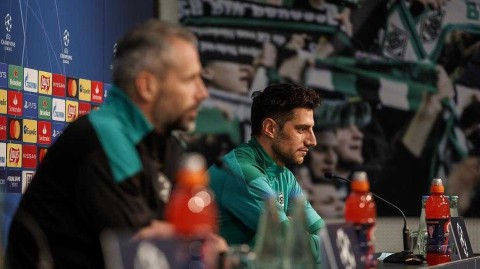 普鲁士公园寂静的喧嚣：门兴主帅在寒风中勾勒欧冠蓝图