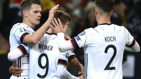 日耳曼战车强势启航：金特尔脚后跟妙笔生花，克罗斯两射一传闪耀普鲁士公园