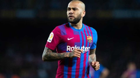 红蓝军团诺坎普四球奏凯 哈维麾下新巴萨锋芒初露