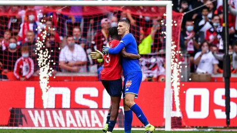 卫冕冠军终迎新赛季首胜 里尔主场二比一力克蒙彼利埃