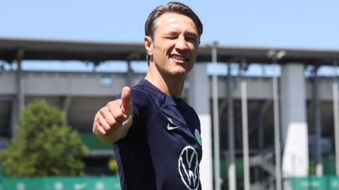 新帅科瓦奇引领狼堡夏训开启新征程，曙光初现蓄势待发