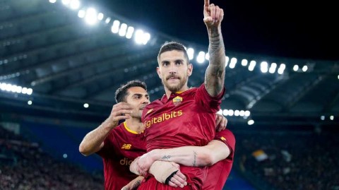 永恒之城红狼奔腾 佩莱格里尼领衔罗马三球完胜乌迪内斯