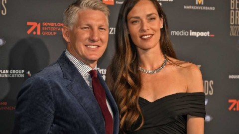 绿茵名将与网坛女神的光彩时刻