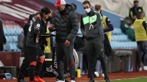 维拉公园的惊天风暴：利物浦2比7惨败纪实