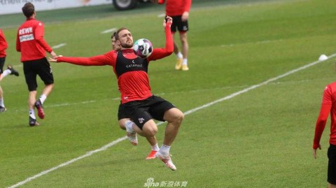 科隆保级生死战前的最后冲刺