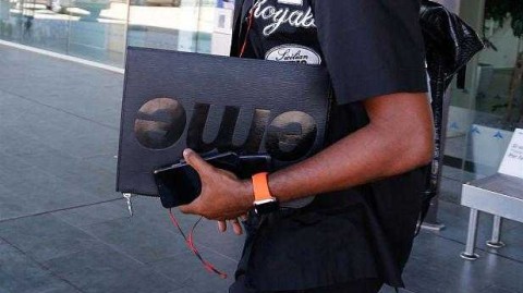 猎豹归巢：埃托奥重返巴塞罗那，忆红蓝峥嵘岁月