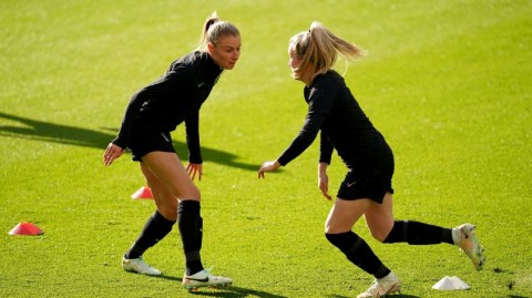 英格兰女足欧洲杯前最后备战 维格曼运筹帷幄展雄心