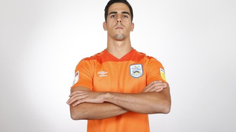 英冠新季覷望：葡萄牙門神佩雷拉租借加盟哈德斯菲爾德，盼重塑防線新篇章