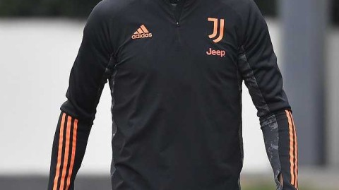 王者归来：C罗欧冠之夜复出破门，尤文图斯绝杀晋级十六强