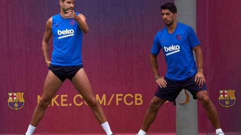 苏亚雷斯归队合练，诺坎普静候甘伯杯新章