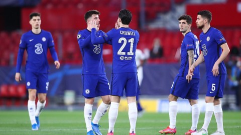 蓝军惊险晋级四强，伊朗神锋倒钩留憾：切尔西欧冠战场上的不屈与荣耀