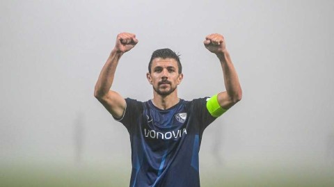 德国杯激战：波鸿客场一球险胜埃弗斯堡晋级