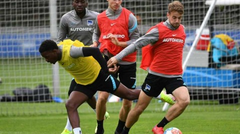 柏林之巅，首胜之誓：柏林赫塔厉兵秣马静候狼堡