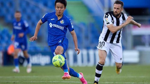 绝境重生：久保健英世界波助赫塔费保级，阿方索球场沸腾夜