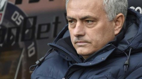 穆里尼奥神换人造就补时绝杀 热刺客场二比一攻克狼队