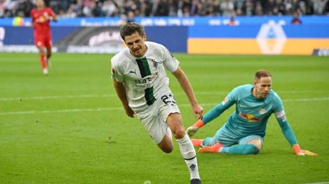 德甲战报：门兴主场三球完胜莱比锡红牛