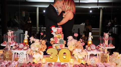 苏神与索菲亚：从贫民窟到世界之巅，爱情是最完美的救赎