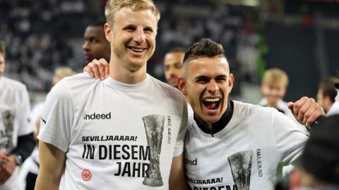 欧联杯半决赛的夜晚：法兰克福梦回欧洲之巅