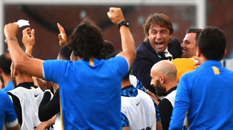 蓝黑军团狂飙，森西传射建功引领客场大捷