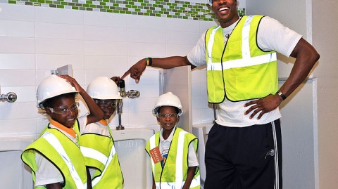 魔兽霍华德退役周年回望：从安利中心试厕到名人堂传奇