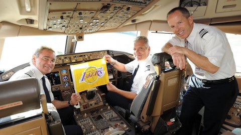 2026湖人大考：残阵硬刚火箭，曼巴精神永驻洛杉矶