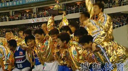 足协杯历届冠军排行榜更新！国安时隔七年再度登顶，3-0击碎河南黑马神话