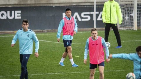 武磊留洋征途：每一次训练，都为伯纳乌的梦想积蓄力量