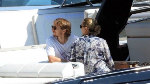 碧波轻舟伴佳人 魔笛携爱妻意大利海滨共度浪漫假期