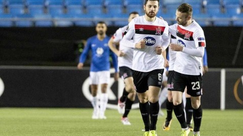 北欧寒夜中的光芒：莫尔德用一场完胜书写欧联杯晋级宣言