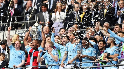 蓝月亮的加冕礼：六大理由解析曼城为何能缔造本土三冠王伟业