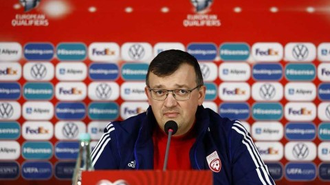 拉脱维亚国家队全力备战 赛前发布会信心满满