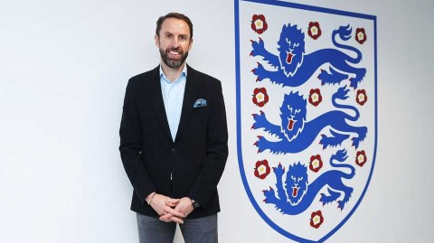 索斯盖特续约至2024年，三狮军团锁定掌舵人放眼两大杯赛