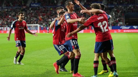 奥萨苏纳主场力克西班牙人 潘普洛纳之夜锋线对决见分晓