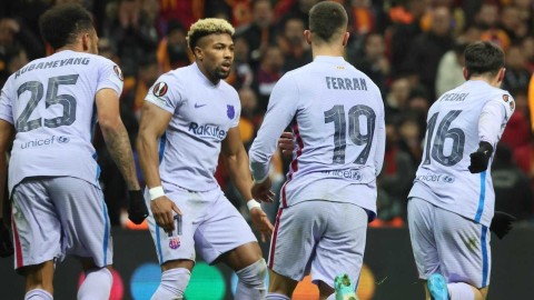 欧联杯之夜：巴萨客场逆转加拉塔萨雷，青春风暴与老将光辉共铸晋级之路