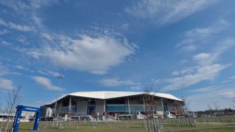 疫情笼罩下的奥林匹克公园球场：里昂的寂静与坚守