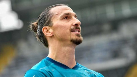 神锋降世！伊布复赛后独造19球冠绝意甲，倒钩绝杀演绎不老传说